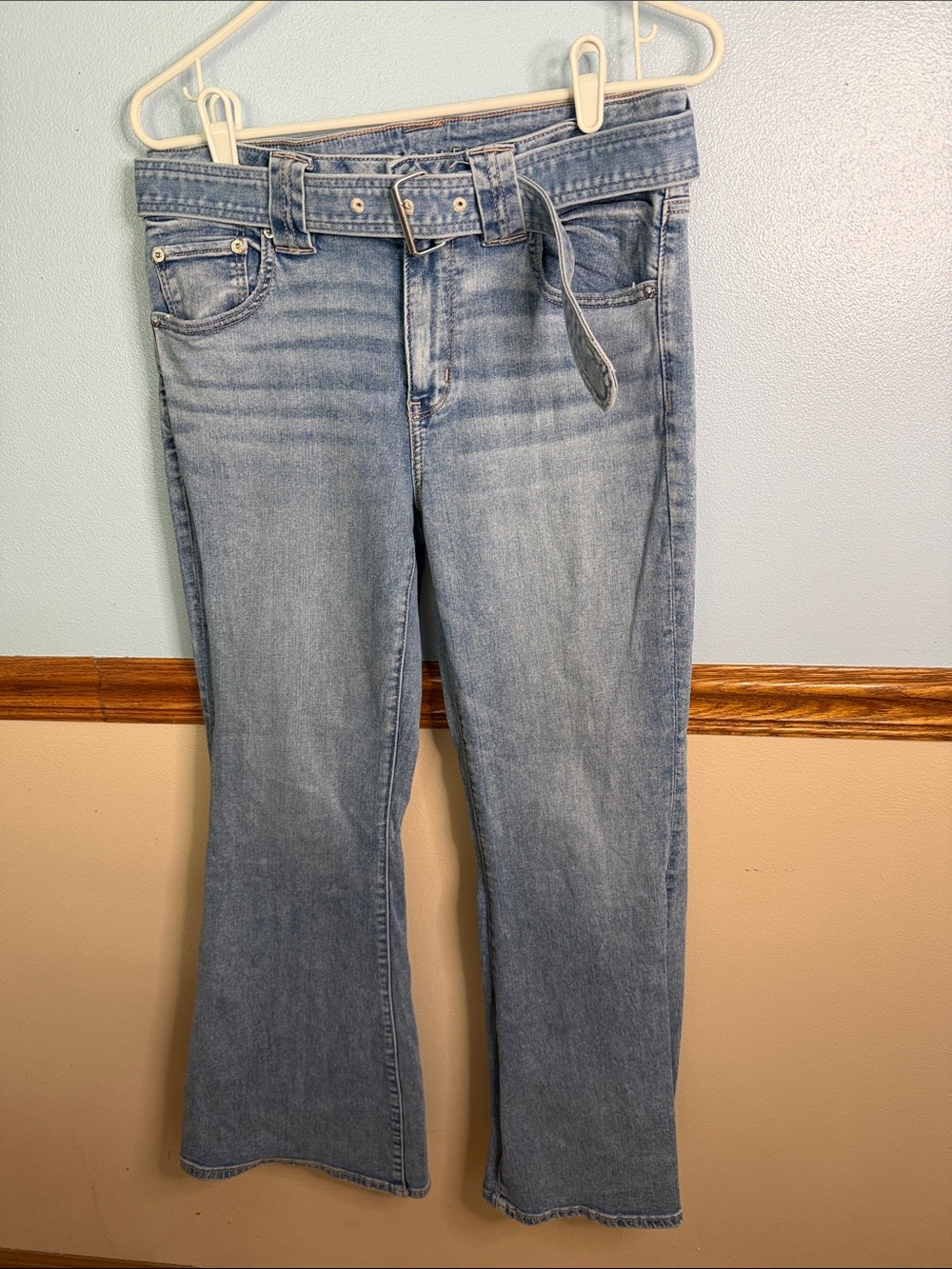 American Eagle Low Rise Flare Jeans Size 12 Real Good Stretch Belted 4922